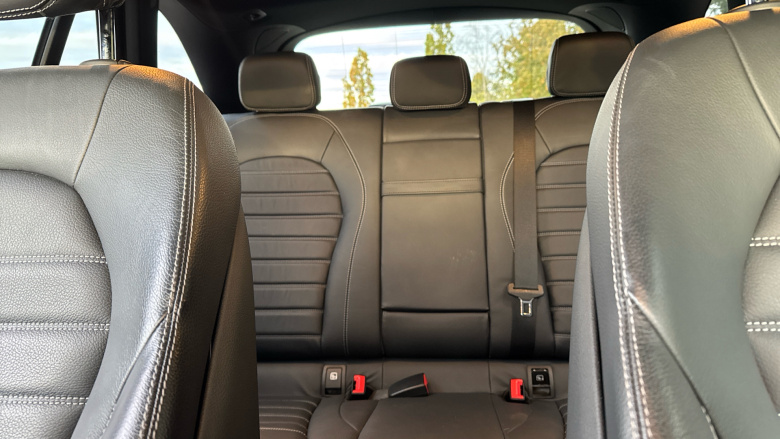 Mercedes-Benz GLC 220d 4Matic AMG Line Premium 5dr 9G-Tronic Diesel Estate